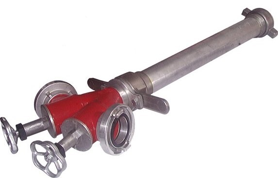 DN 80 2x52-C Standpipe for Underfloor Hydrants Rotatable with Valve