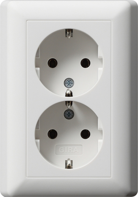 Gira Standard 55 Wall Socket Outlet (WCD Switchgear) - 078804