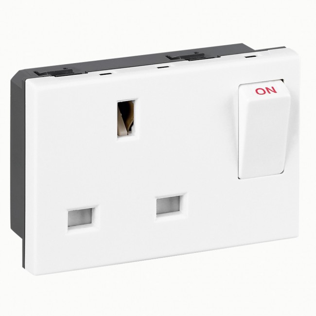 Legrand Arteor Wall Outlet (WCD Switchgear) - 572130