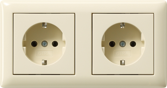 Gira Standard 55 Wall Socket Outlet (WCD Switchgear) - 079301