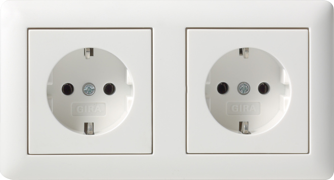 Gira Standard 55 Wall Socket Outlet (WCD Switchgear) - 073403