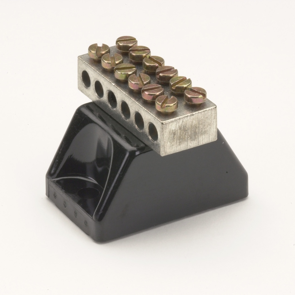 EATON INDUSTRIES A Distribution Terminal Block - 1015918