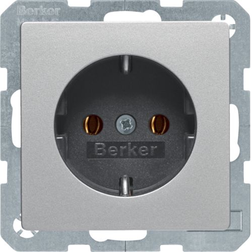 Hager Berker Q.1/Q.3 Wall Outlet (WCD Switchgear) - 47436084