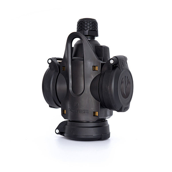 Acoplamiento Power Solid de 3 vías con toma de tierra IP54 Negro (Enchufe Europeo) - PWC163V