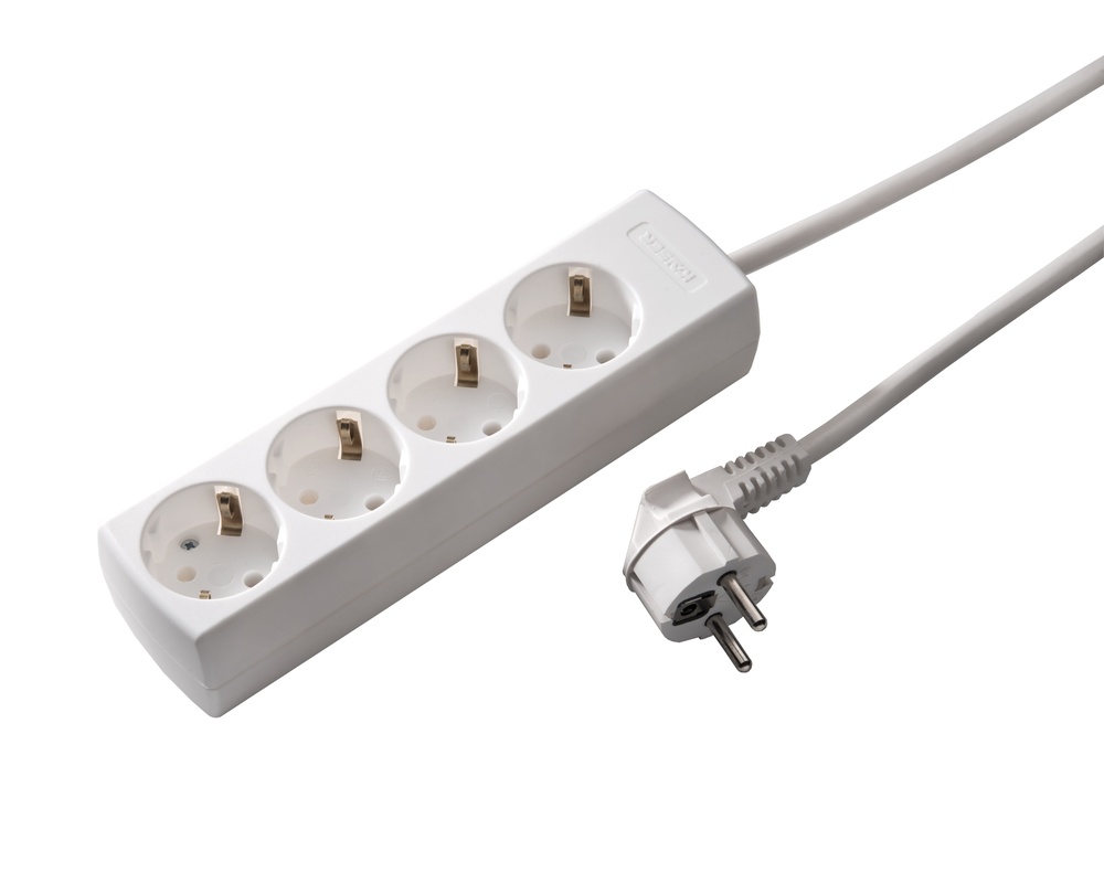 Martin Kaiser 4-Way Socket 45 Degree With Earthing Contact And 3M Cable (European Socket) - 1048ZL3-15W/KWS