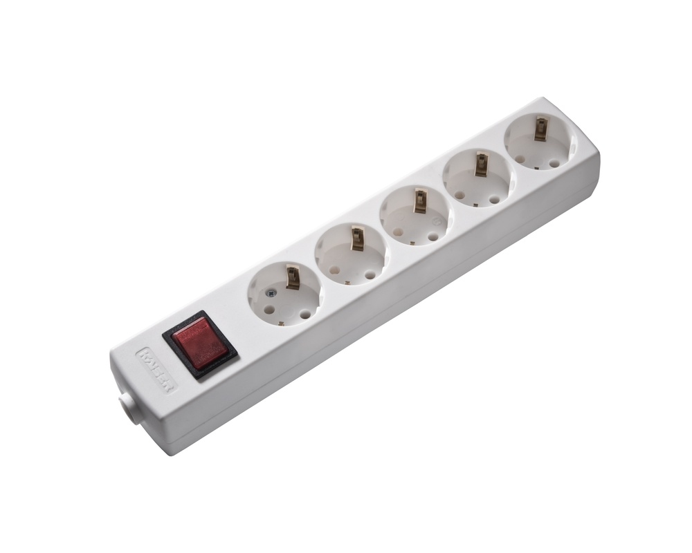 Martin Kaiser 5-Way Socket With Switch Arctic White - 1085/KWS