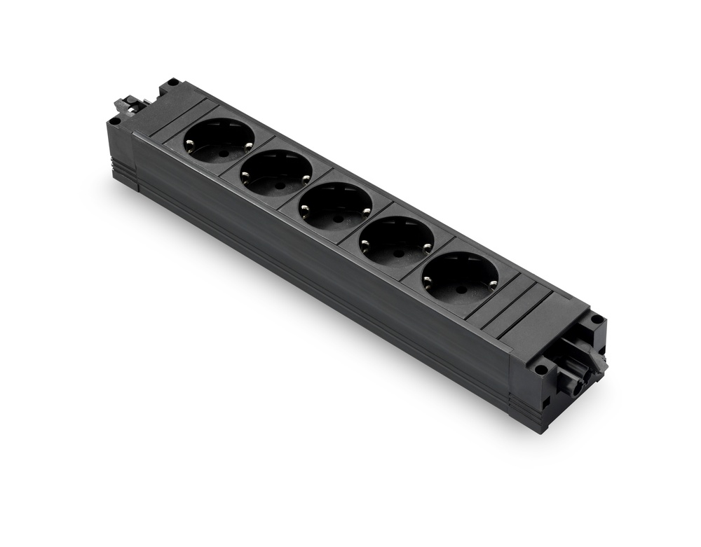 Bachmann Step Base 5X 230V RA GST In/Out Black (European Socket) - 906.18821