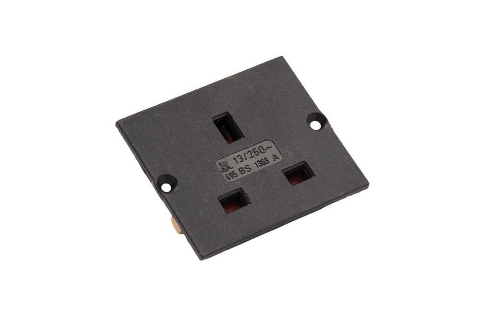 Martin Kaiser Flush-Fitting Socket Type G IP20 Black - 495/sw [100 pieces]