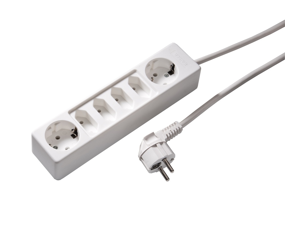 Martin Kaiser Enchufe de 6 vías con 2 tomas Schuko 4 Euro Cable de 1,5 m (Enchufe Europeo) - 1012ZL/15W/kws