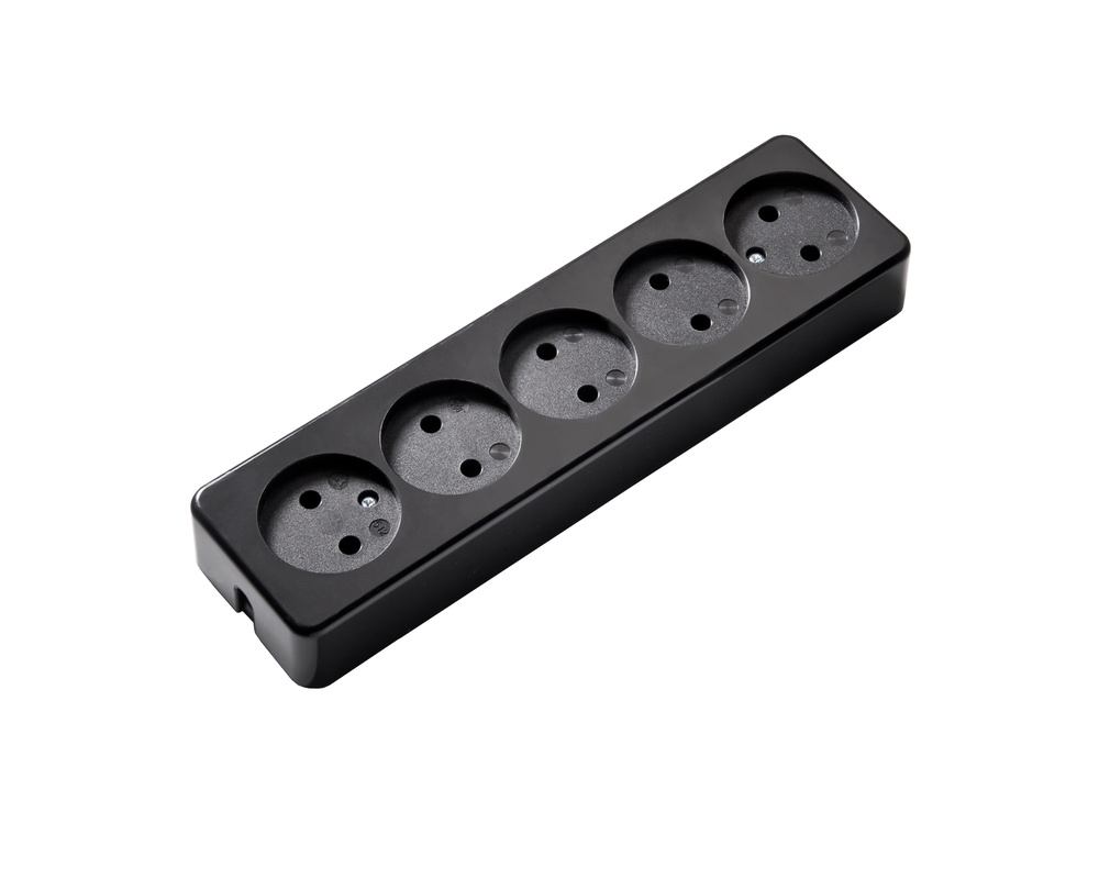 Martin Kaiser 5-Way Unearthed Socket Combination 16A Black (Prise européenne) - 512/sw