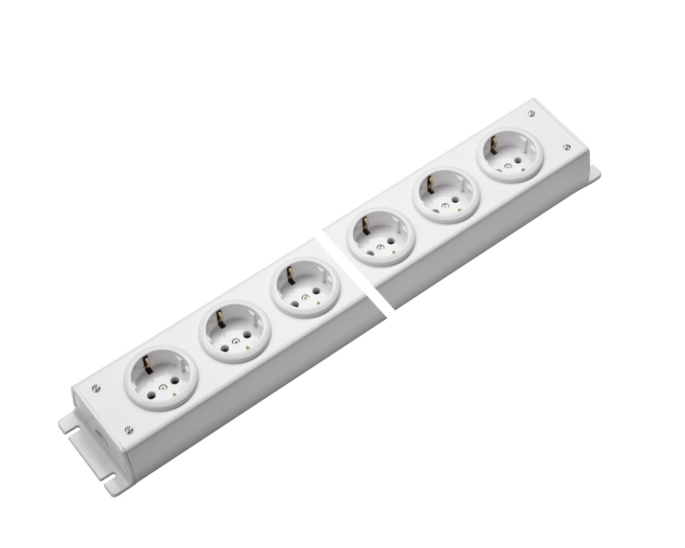 Regleta de enchufes Martin Kaiser 6 vías 90 grados sin interruptor Blanco (Enchufe Europeo) - 1002/6/ws