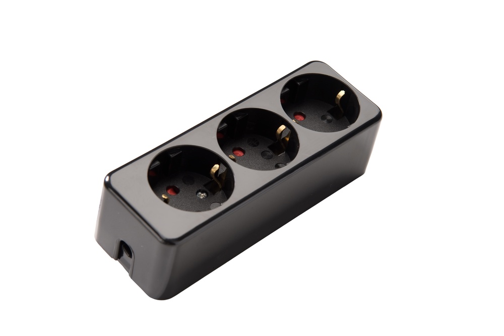 Martin Kaiser 3-Way Black Socket With Earthing And Shutter (European Socket) - 538K/sw