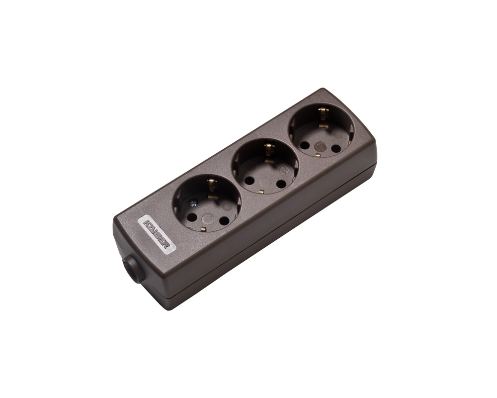 Martin Kaiser 3-Way Brown Socket 45 Degree With Earthing Contact (Prise européenne) - 1047/br