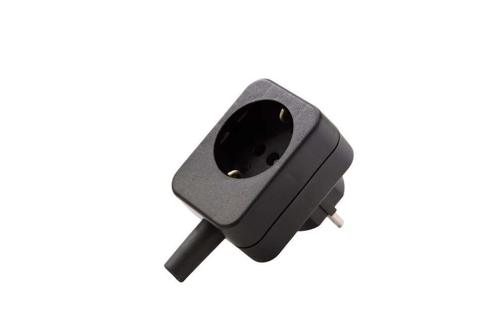 Martin Kaiser Black Adapter Plug With Earthing Contact - 595/20/sw