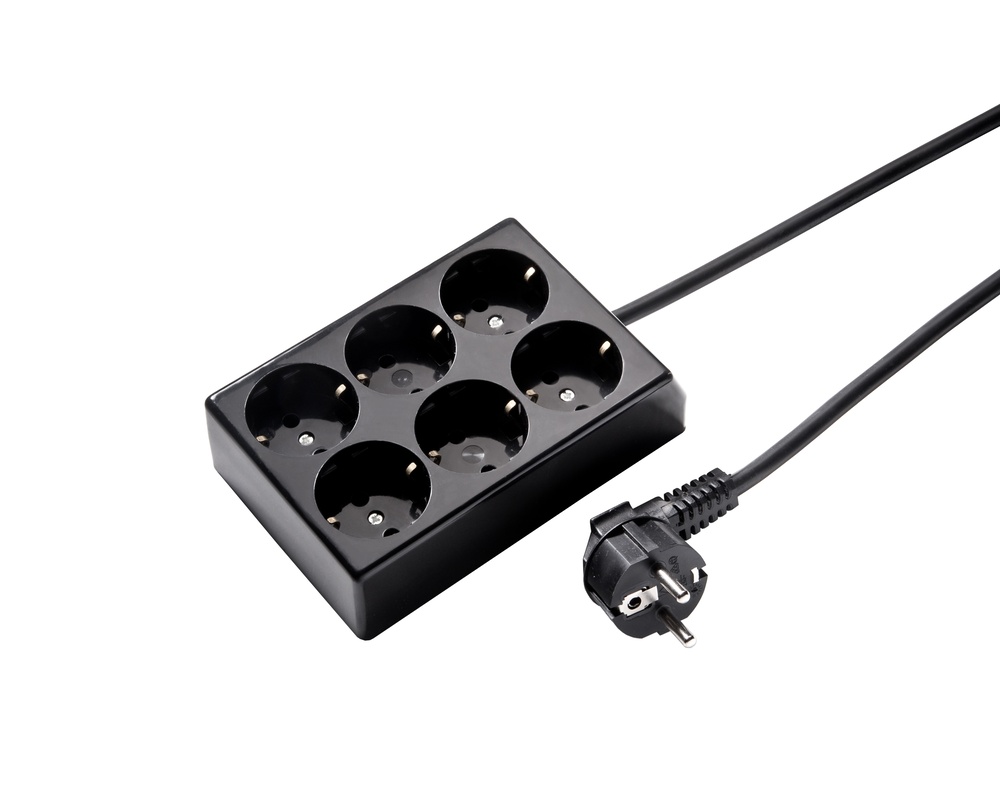 Martin Kaiser 6-voudige contactdoos aardingscontact met 1,5m kabel (Europese Stekkerdoos) - 526ZL/15W/SW