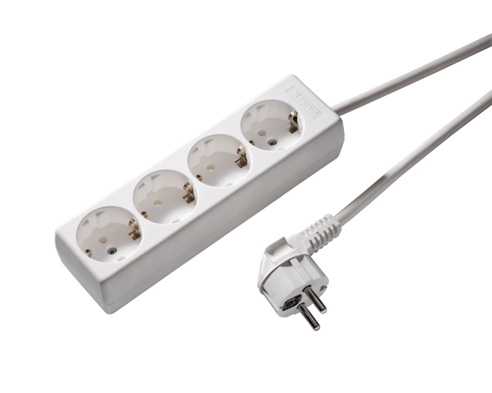 Martin Kaiser 4-Way Socket With Earthing Cable 3M Arctic White (European Socket) - 1040ZL3-15W/kws