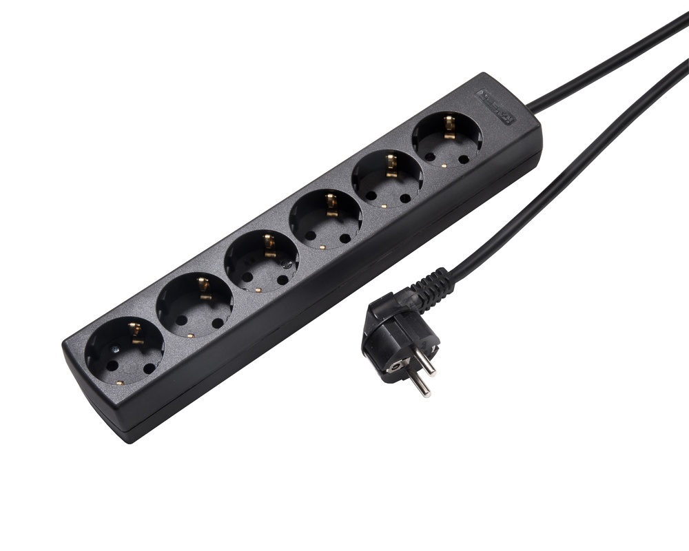 Martin Kaiser 6-Way 45 Degree Socket With Earthing Contact And 3m Cable Black (European Socket) - 1086ZL3-15W/sw