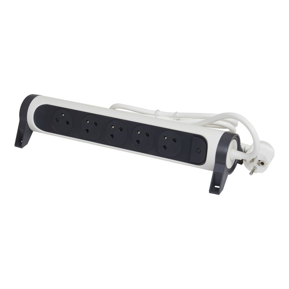 Prise Legrand Premium 5x2P avec cordon de 1,5m (Prise européenne) - 049451