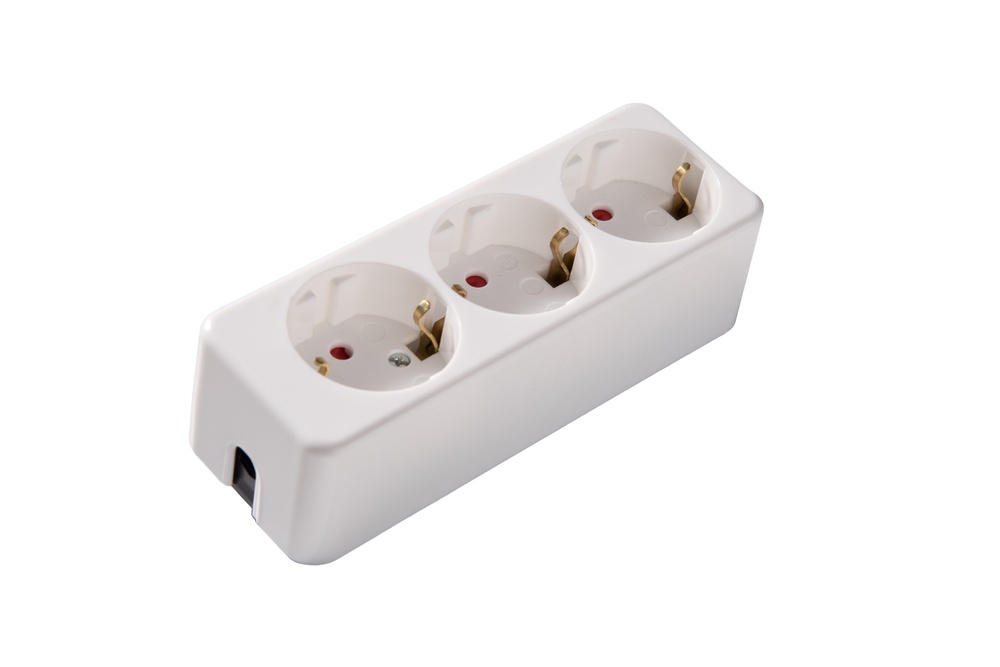 Martin Kaiser 3-Way Socket With Earthing Contact Arctic White (European Socket) - 538K/kws [25 Pieces]