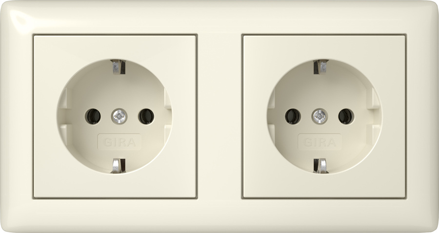 Gira Standard 55 Prise SCHUKO Double Avec Cadre - 482101