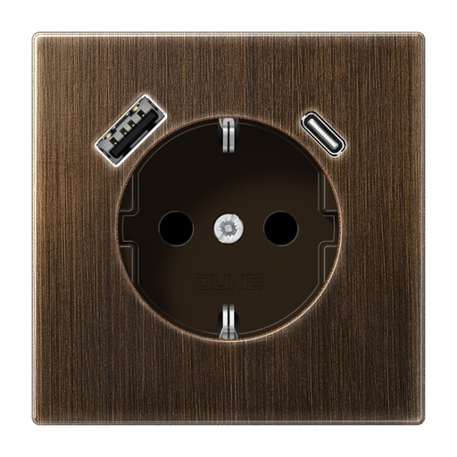 [E3Z2W] Jung Antike Messing Wandsteckdose Mit USB A Und C Anschlüssen (Europäische Steckdose) - ME1520-15CAAT